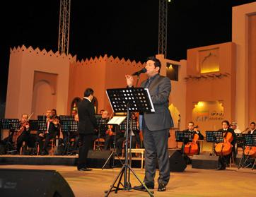 العبدللات والعراقي ينثران النغم الأصيل في سوق واقف